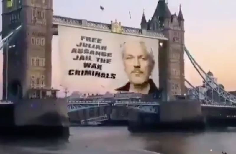 FREEDOM FOR ASSANGE !!! 
